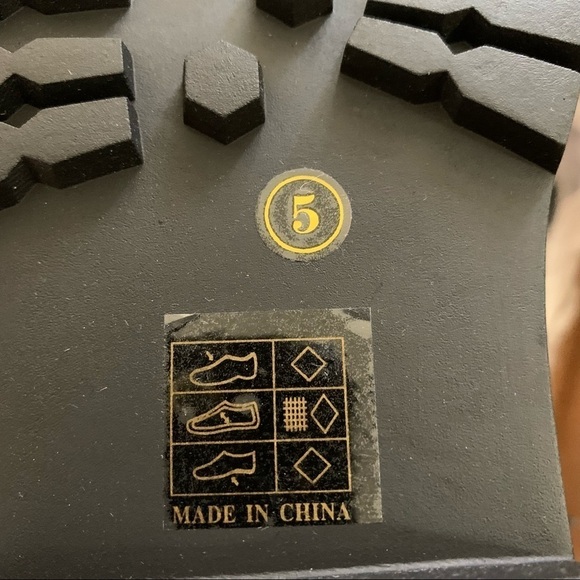 RAID ASOS New In Box Wide Fit Micah lace up flat ankle boots in black Size 5 - Picture 16 of 16